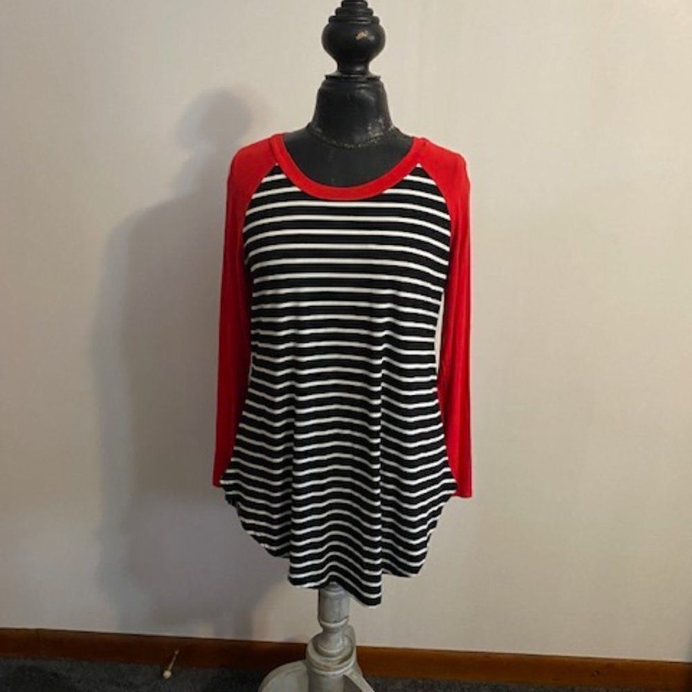 ADREAMLY Black/White/Red stripe crew neck tunic, size M
